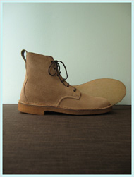 Clarks(クラークス)/デザートブーツハイ(DESERT MALI) Wolf Suede -送料無料-