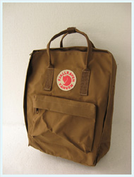 FJALLRAVEN(フェールラーベン)/カンケンバッグ(KANKEN) Sand
