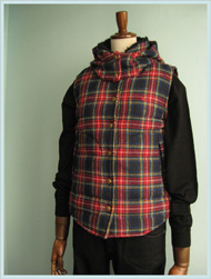 FRED PERRY(フレッドペリー)/レディースタータンチェックベスト(F6105) Red -送料無料-