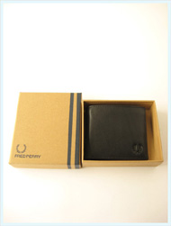 FRED PERRY(フレッドペリー)/レザーウォレット(Billfold & Coin Wallet) Black -送料無料-