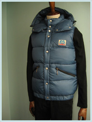 MOUNTAIN EQUIPMENT(マウンテンイクイップメント)/ダウンベスト(Retro Lightline Vest) Navy -送料無料-