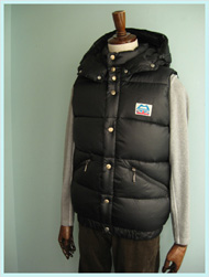 MOUNTAIN EQUIPMENT(マウンテンイクイップメント)/ダウンベスト(Retro Lightline Vest) Black -送料無料-